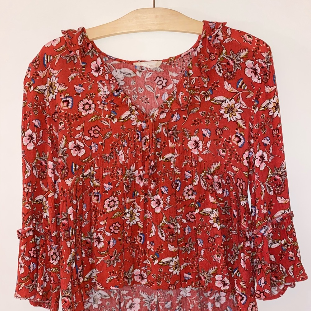 Altar’d state flowy floral top